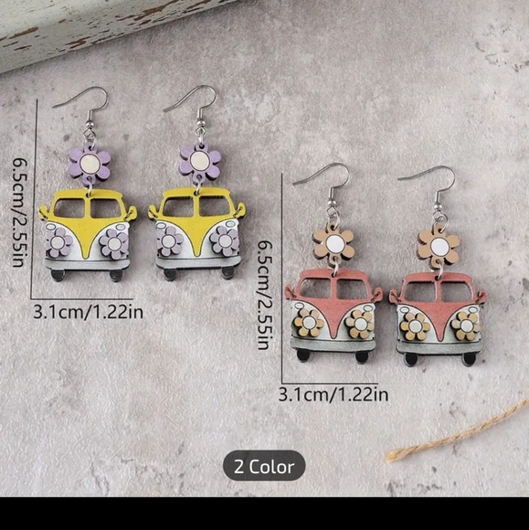 🛑3/$15. Groovy Yellow Van Earrings - Picture 2 of 3